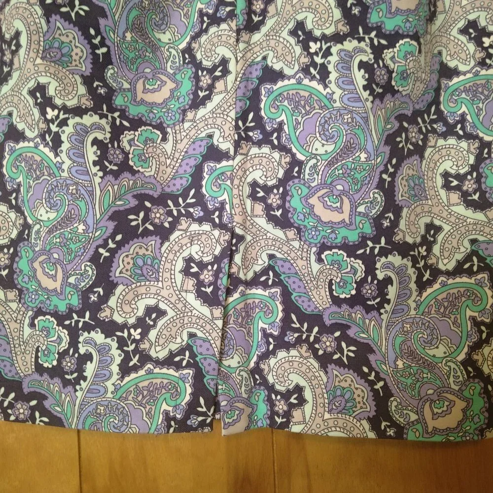 FOREVER 21 ESSENTIALS PAISLEY PENCIL SKIRT SIZE SMALL OFFICE BUSINESS CASUAL